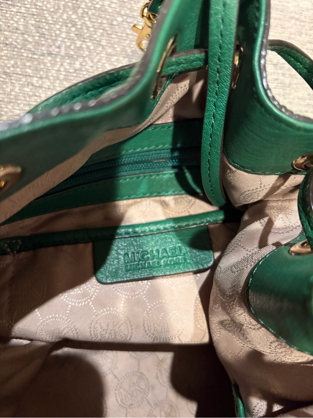 Michael Kors Emerald Green Pebbled Leather Drawstring Hobo - Picture 6 of 10